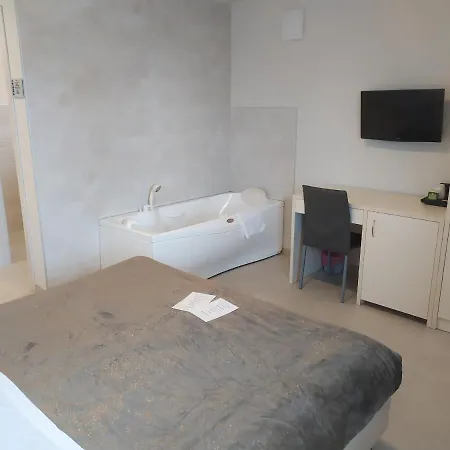 Garda Diamant Bed & Breakfast Desenzano del Garda Exterior photo