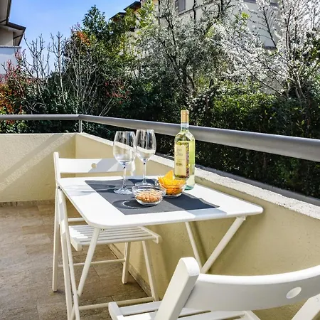 Garda Diamant Bed & Breakfast Desenzano del Garda Exterior photo
