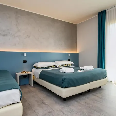 Garda Diamant Bed & Breakfast Desenzano del Garda Exterior photo